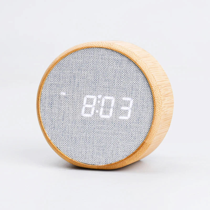 réveil programmable en bambou