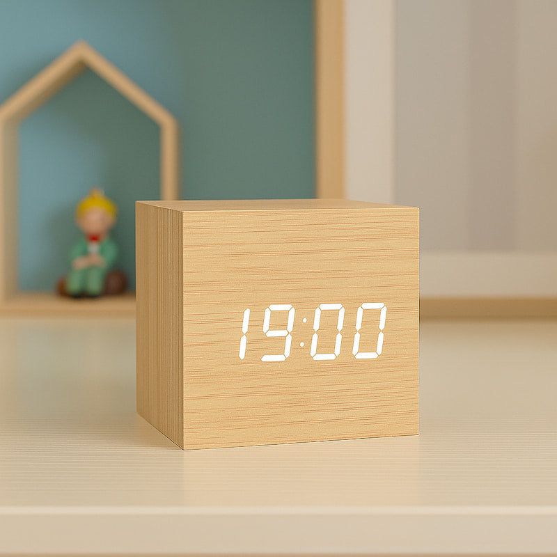 réveil design en bois